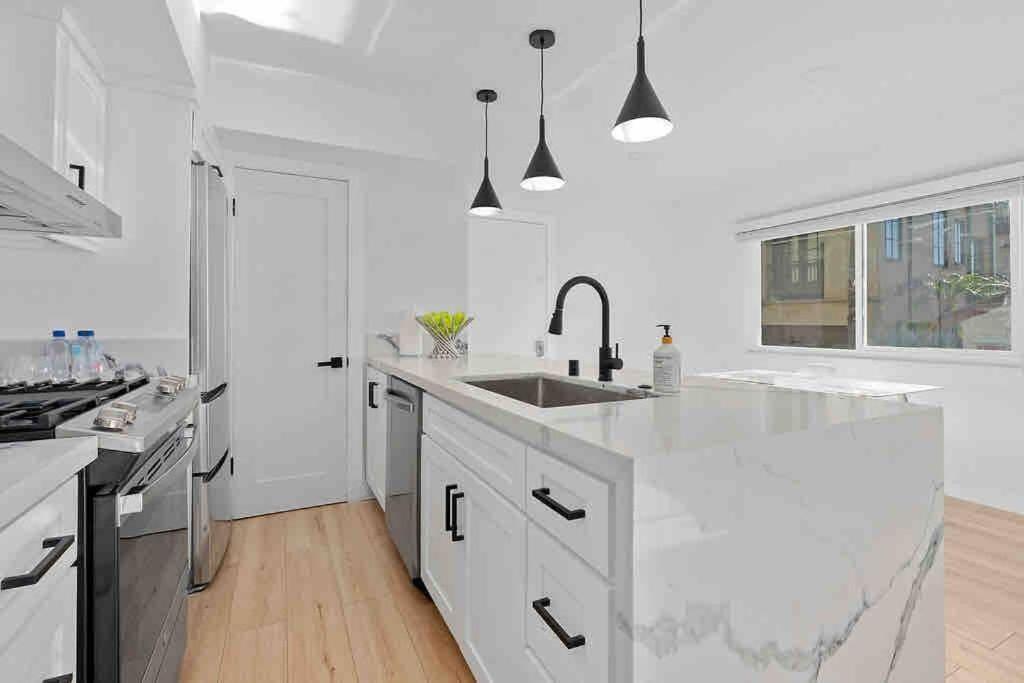 Brand New Ocean-View Beach Home Steps To The Sand! Manhattan Beach Exteriér fotografie